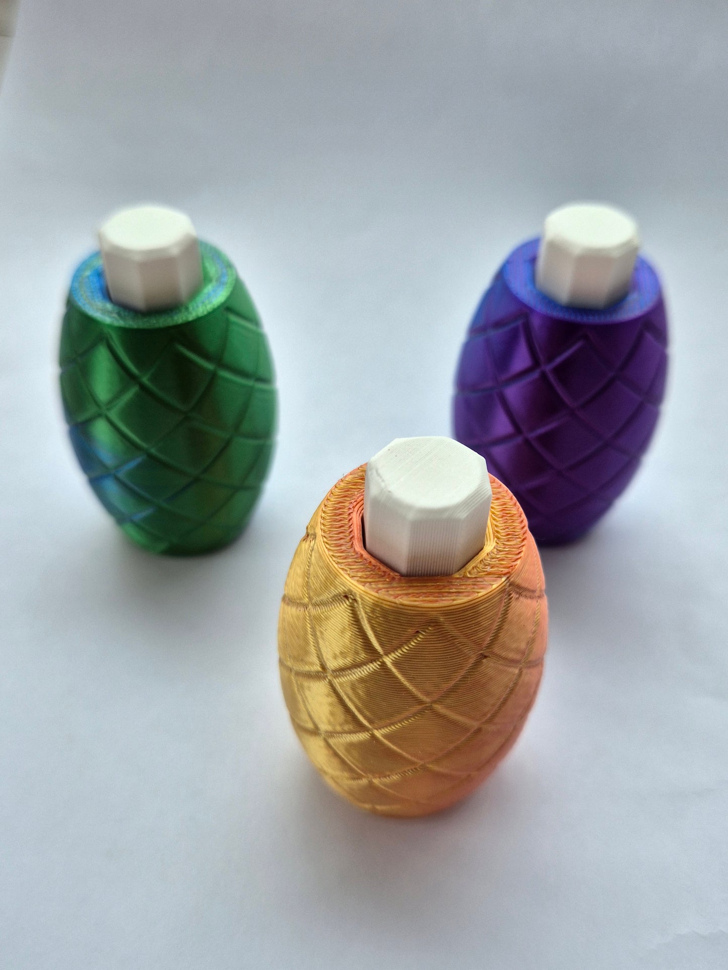 3dFidgets Snappy fidget push button - satisfying click in trending metallic colours adults
