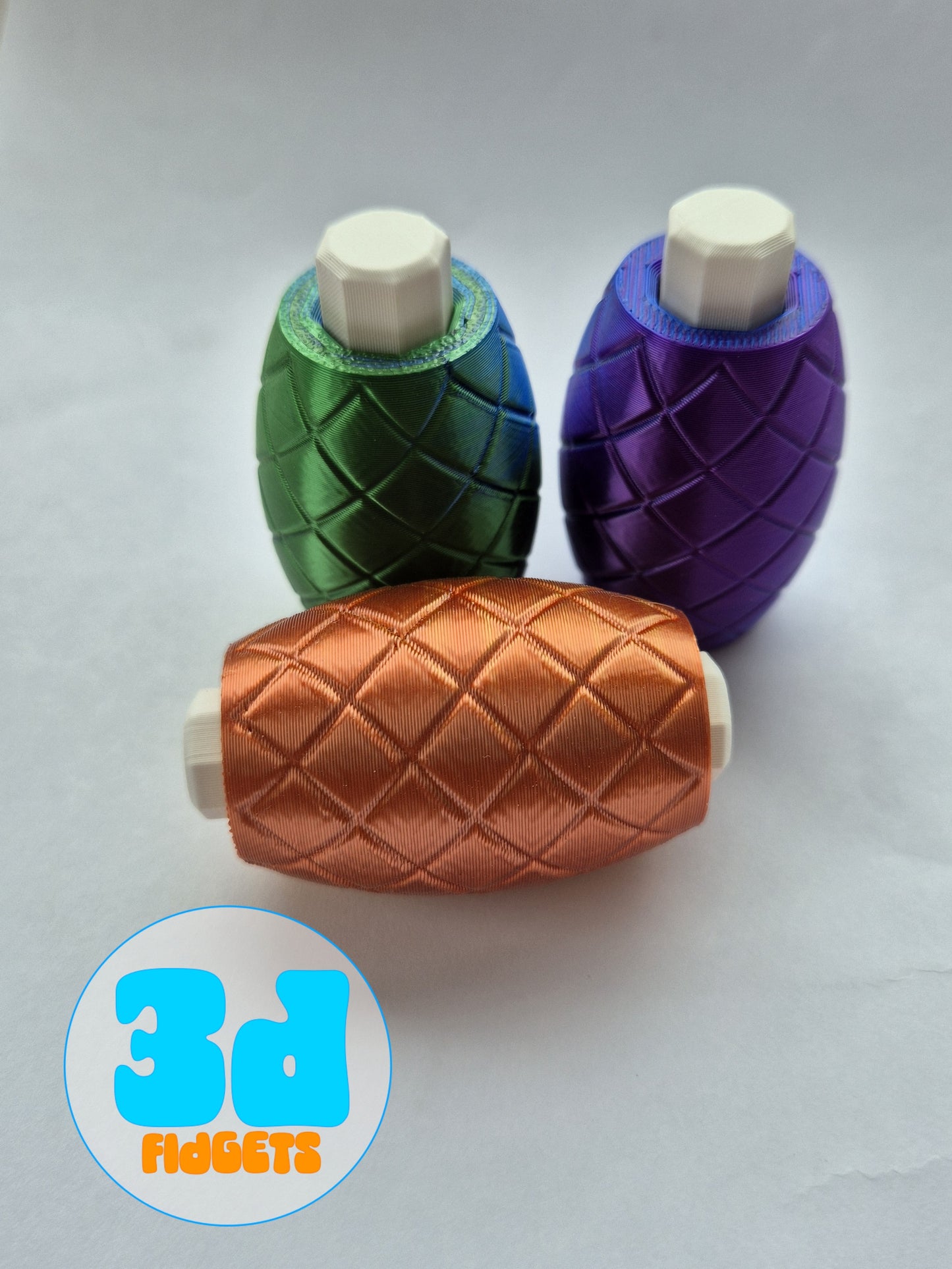 3dFidgets Snappy fidget push button - satisfying click in trending metallic colours adults