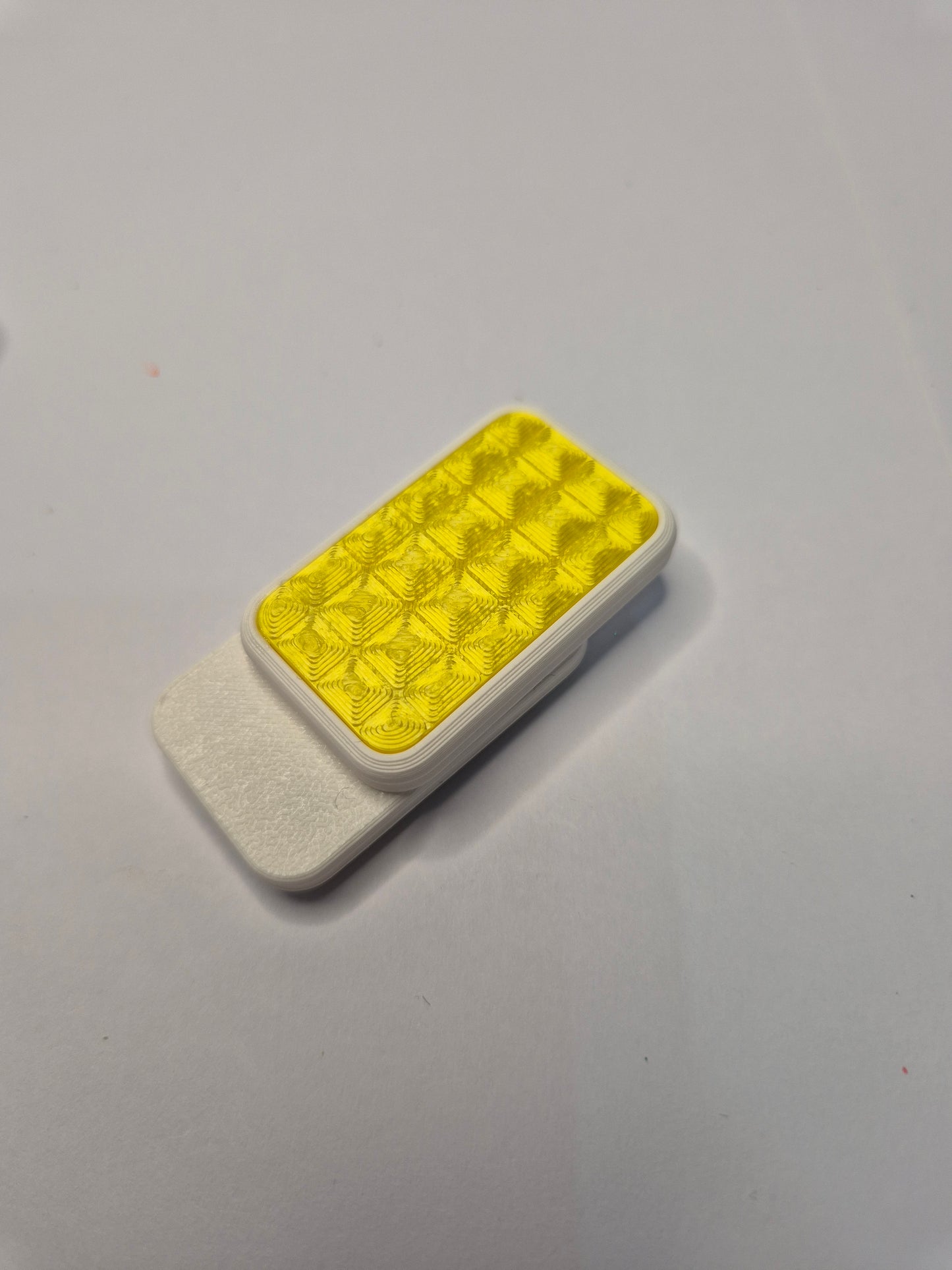 3dFidgets MagSnap fidget toy - textured outer perfect for ADHA autism and Neurodivergent people