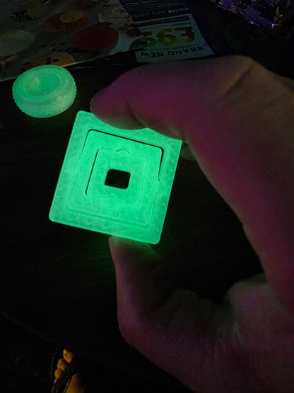 3dFidgets GLOW IN THE DARK Halloween Gyro's