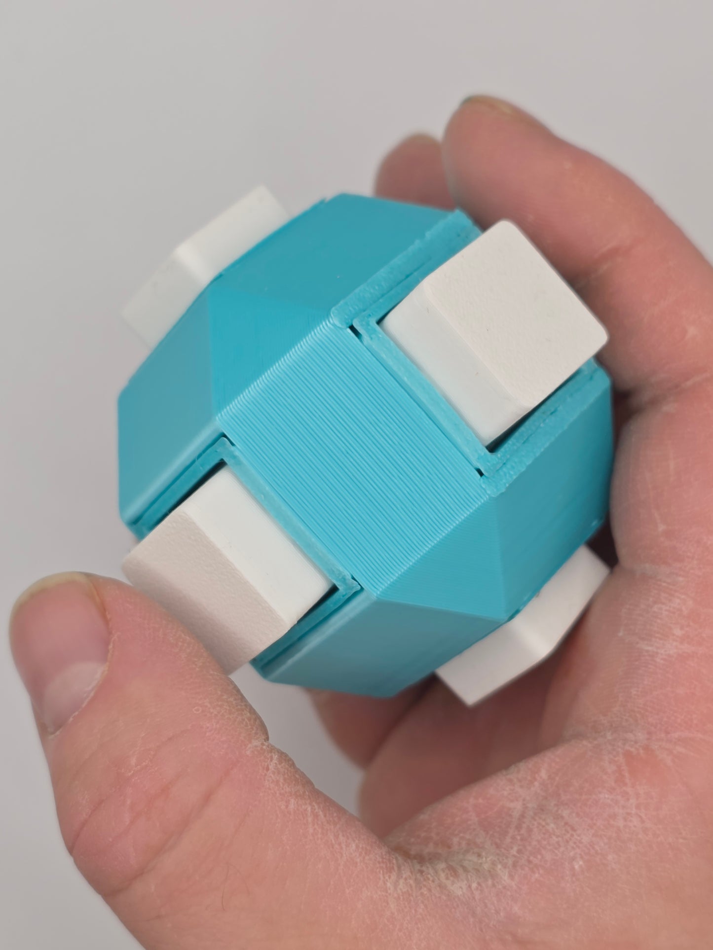 3dFidgets ASMR Click-a-sphere - Clicky Buttons with Real Mechanical Switches in Vibrant Colours for Sensory Play