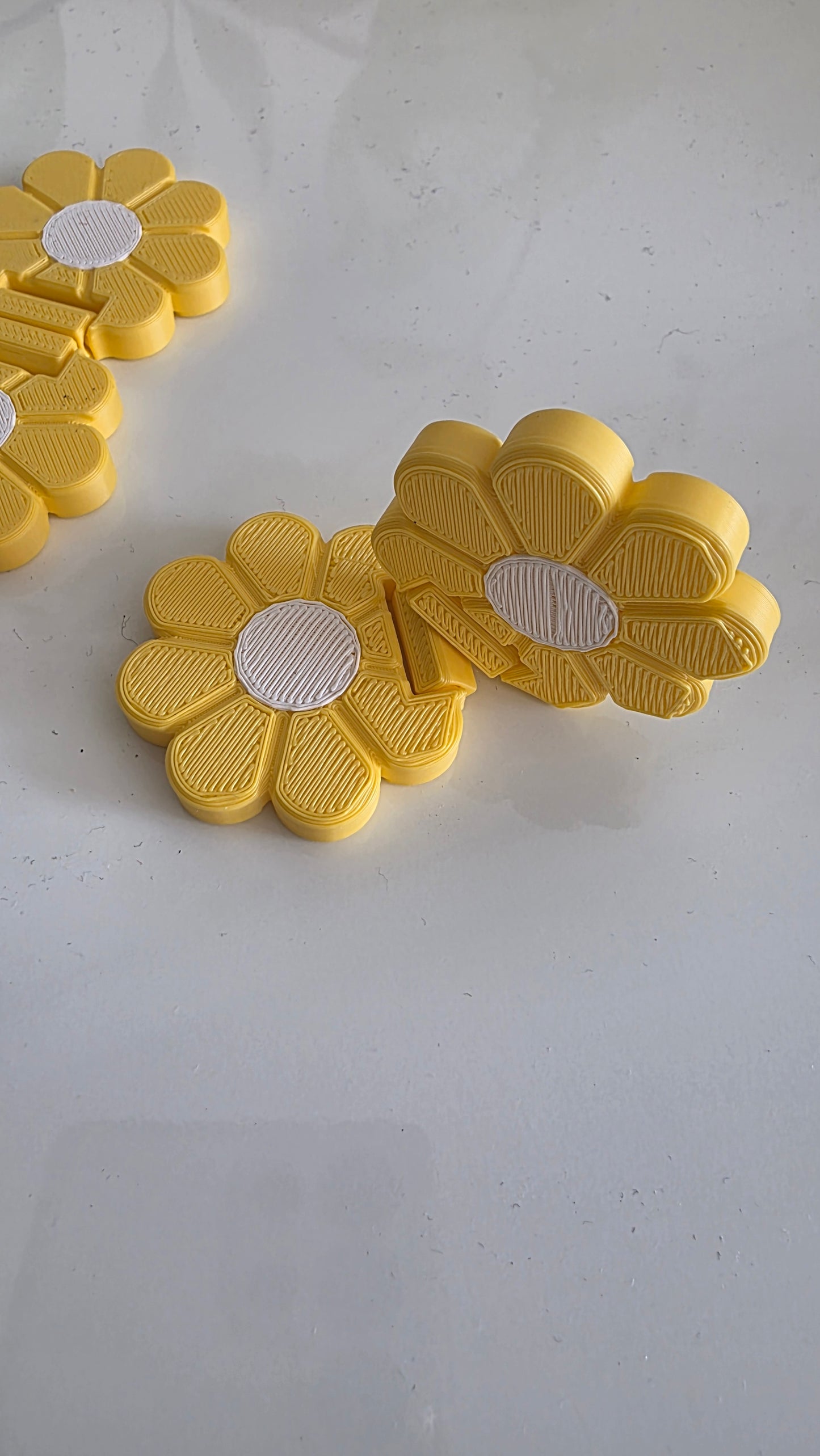 3dFidgets Summer Flower Flip