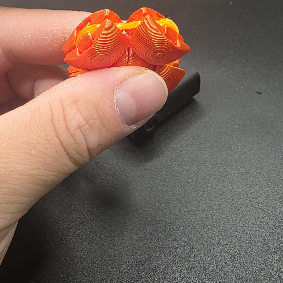 3dFidgets Halloween Zorbles – Squishy Click Sensory Fidget