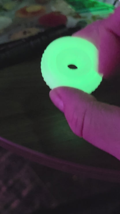 3dFidgets GLOW IN THE DARK Halloween Gyro's